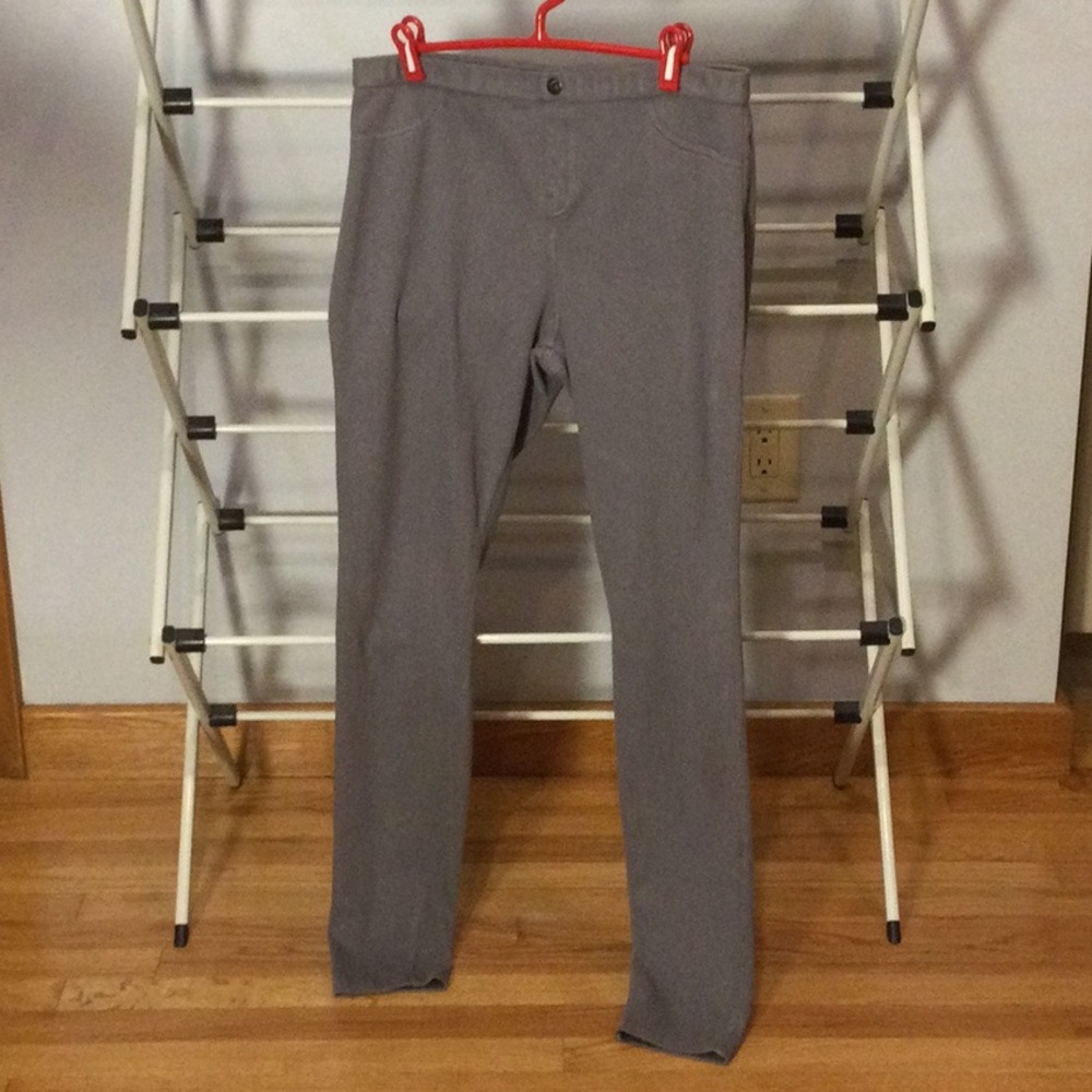 Simply Vera Gray Leggings